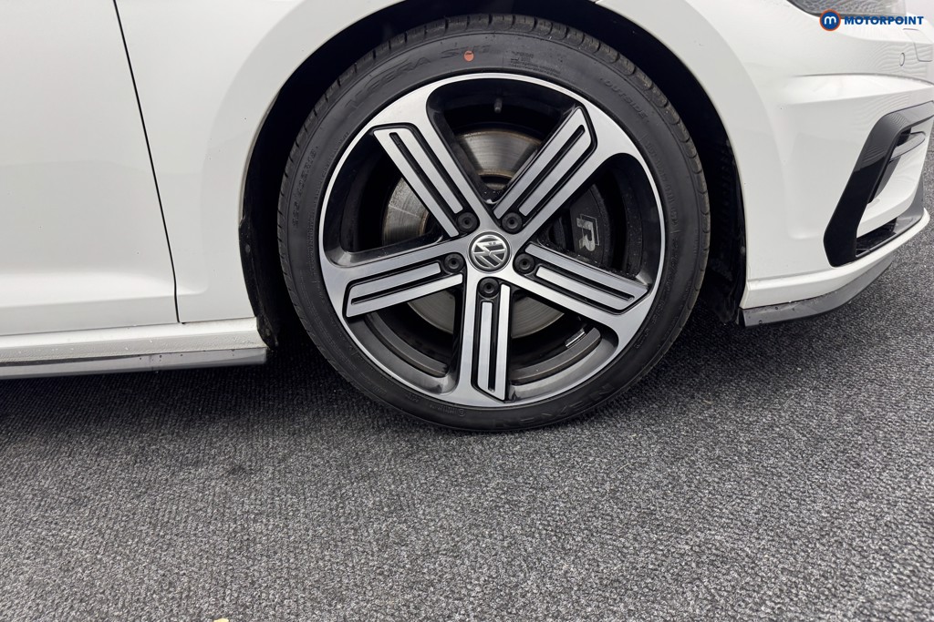 Volkswagen Golf R Automatic Petrol Estate - Stock Number (1570909) - 29th supplementary image