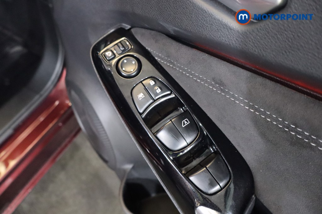 Nissan Juke Tekna-Plus Manual Petrol SUV - Stock Number (1571169) - 20th supplementary image
