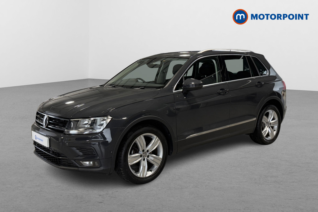 Volkswagen Tiguan Match Manual Diesel SUV - Stock Number (1571227) - Passenger side front corner