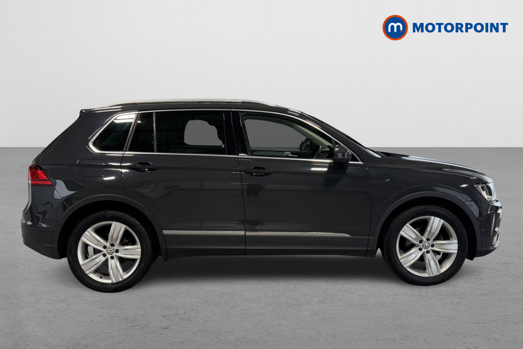 Volkswagen Tiguan Match Manual Diesel SUV - Stock Number (1571227) - Drivers side