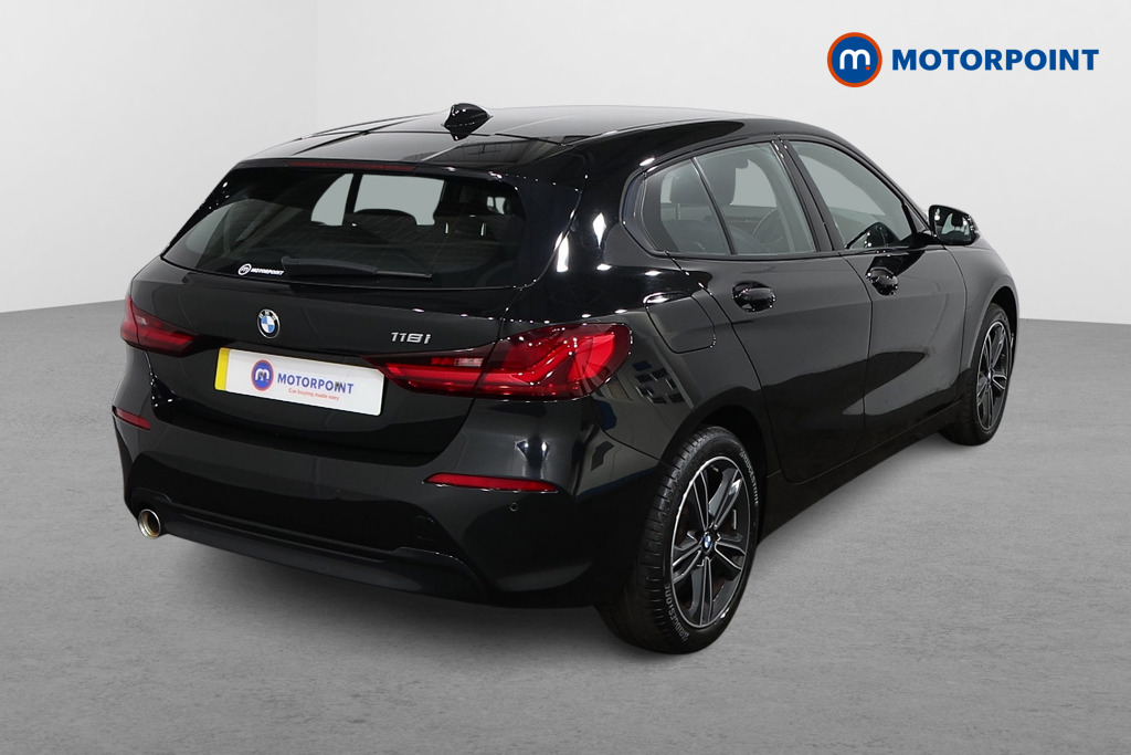 BMW 1 Series Sport Automatic Petrol Hatchback - Stock Number (1571626) - Drivers side rear corner