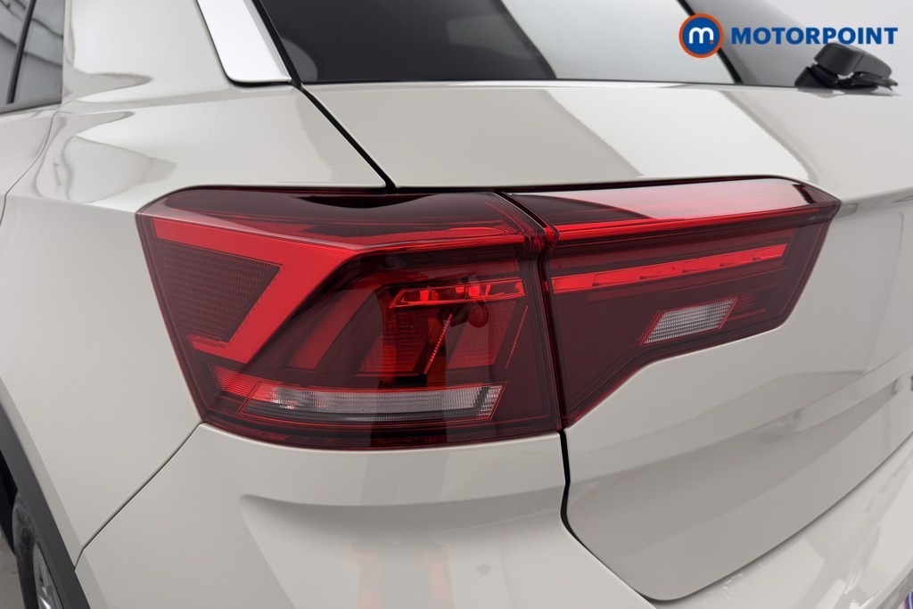 Volkswagen T-Roc R-Line Automatic Petrol SUV - Stock Number (1571929) - 27th supplementary image