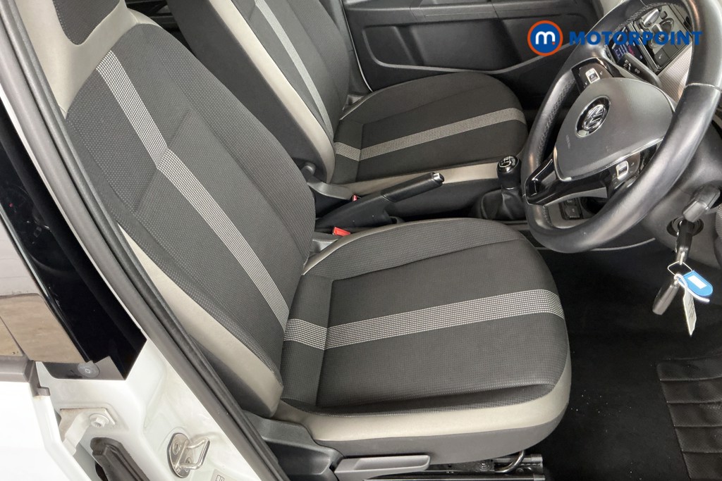 Volkswagen UP High Up Manual Petrol Hatchback - Stock Number (1572382) - 5th supplementary image