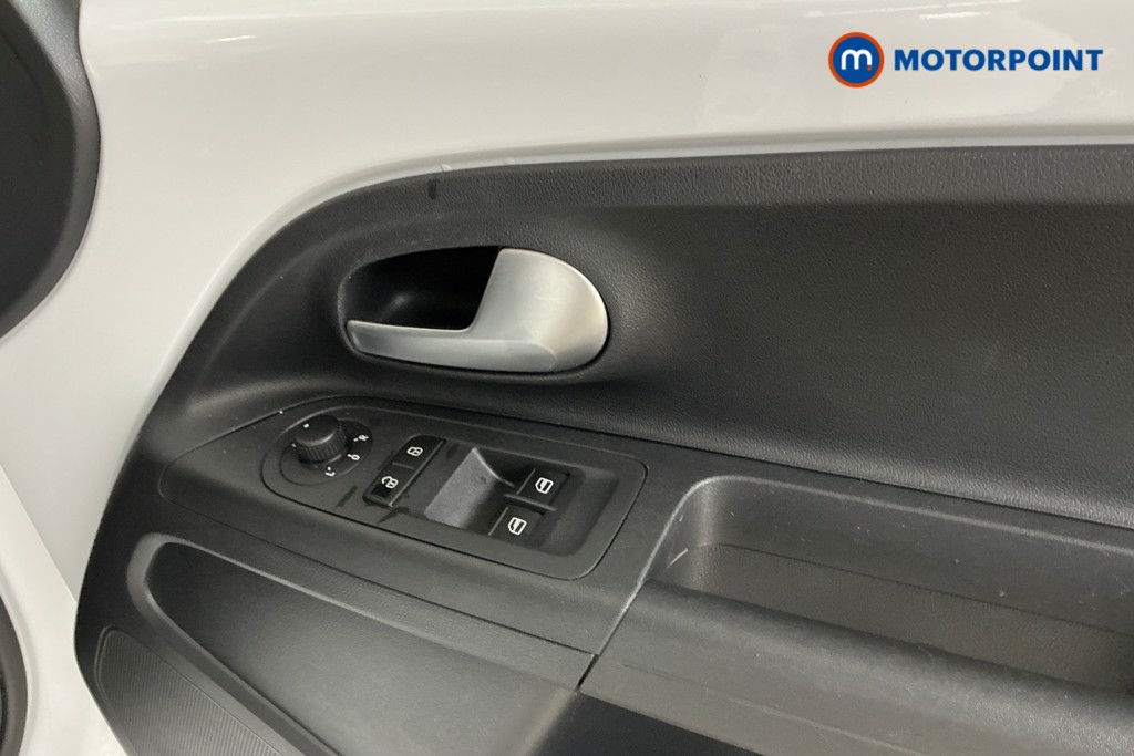 Volkswagen UP High Up Manual Petrol Hatchback - Stock Number (1572382) - 21st supplementary image