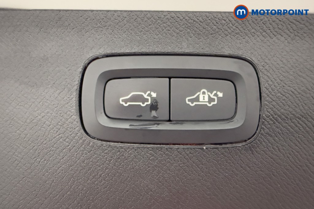 Volvo Xc90 R Design Automatic Diesel SUV - Stock Number (1572421) - 34th supplementary image