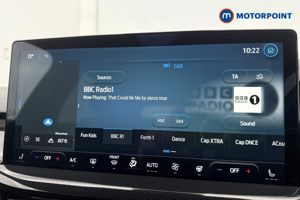 Ford Focus St-Line Vignale Manual Petrol-Electric Hybrid Hatchback - Stock Number (1573133) - 4th supplementary image