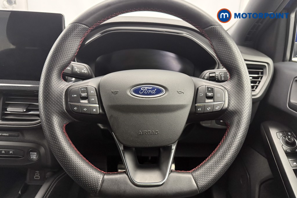 Ford Focus St-Line Vignale Manual Petrol-Electric Hybrid Hatchback - Stock Number (1573133) - 5th supplementary image