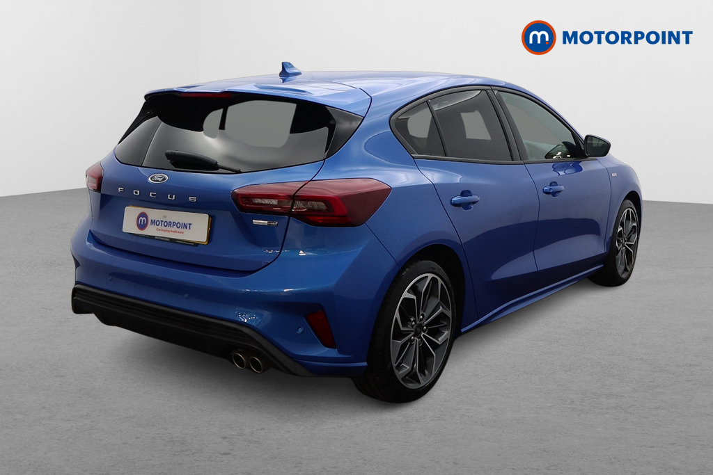 Ford Focus St-Line Vignale Manual Petrol-Electric Hybrid Hatchback - Stock Number (1573133) - Drivers side rear corner