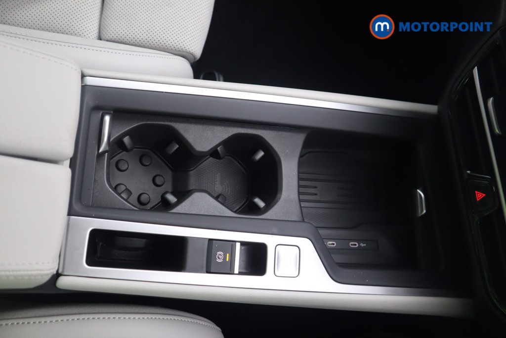 Volkswagen Passat Life Automatic Petrol Plug-In Hybrid Estate - Stock Number (1573309) - 12th supplementary image