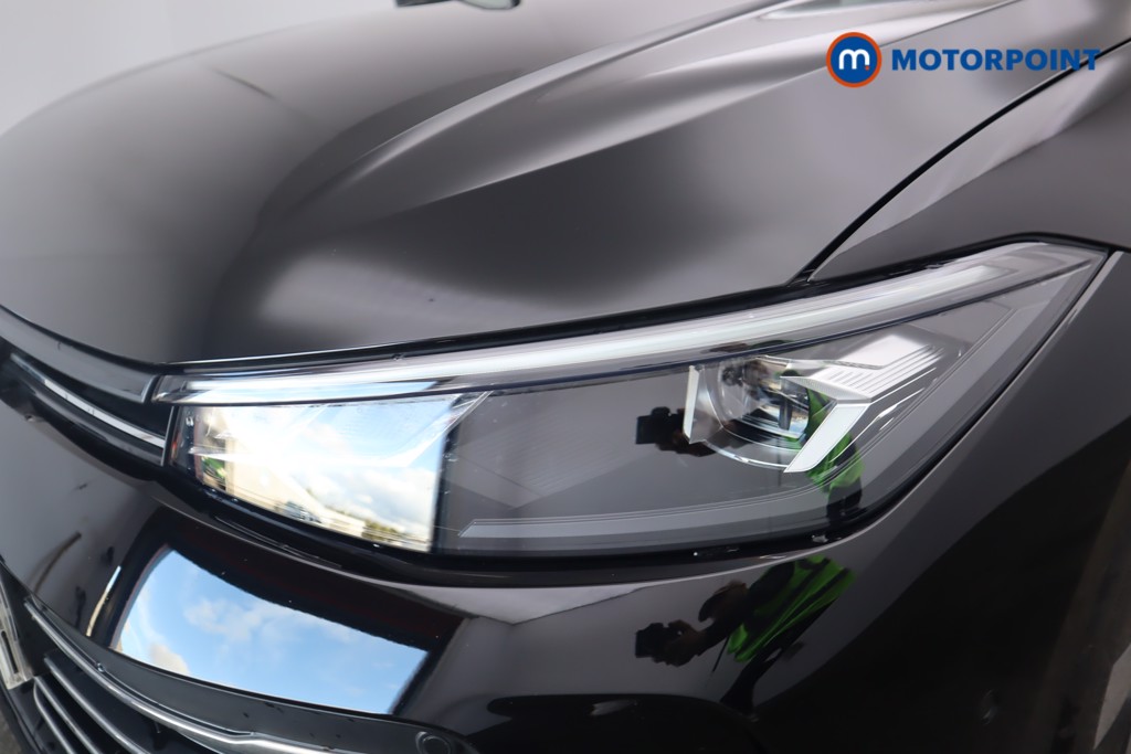 Volkswagen Passat Life Automatic Petrol Plug-In Hybrid Estate - Stock Number (1573309) - 27th supplementary image