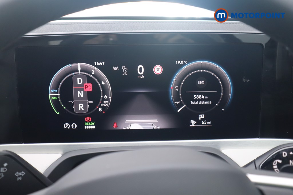Volkswagen Passat Life Automatic Petrol Plug-In Hybrid Estate - Stock Number (1573309) - 1st supplementary image