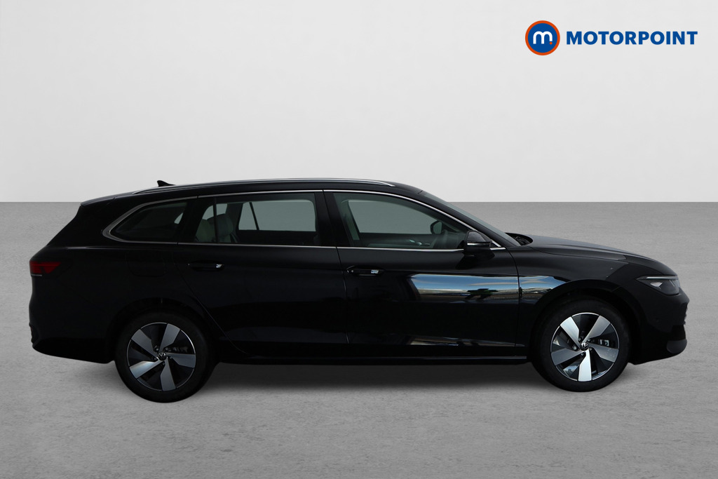 Volkswagen Passat Life Automatic Petrol Plug-In Hybrid Estate - Stock Number (1573309) - Drivers side