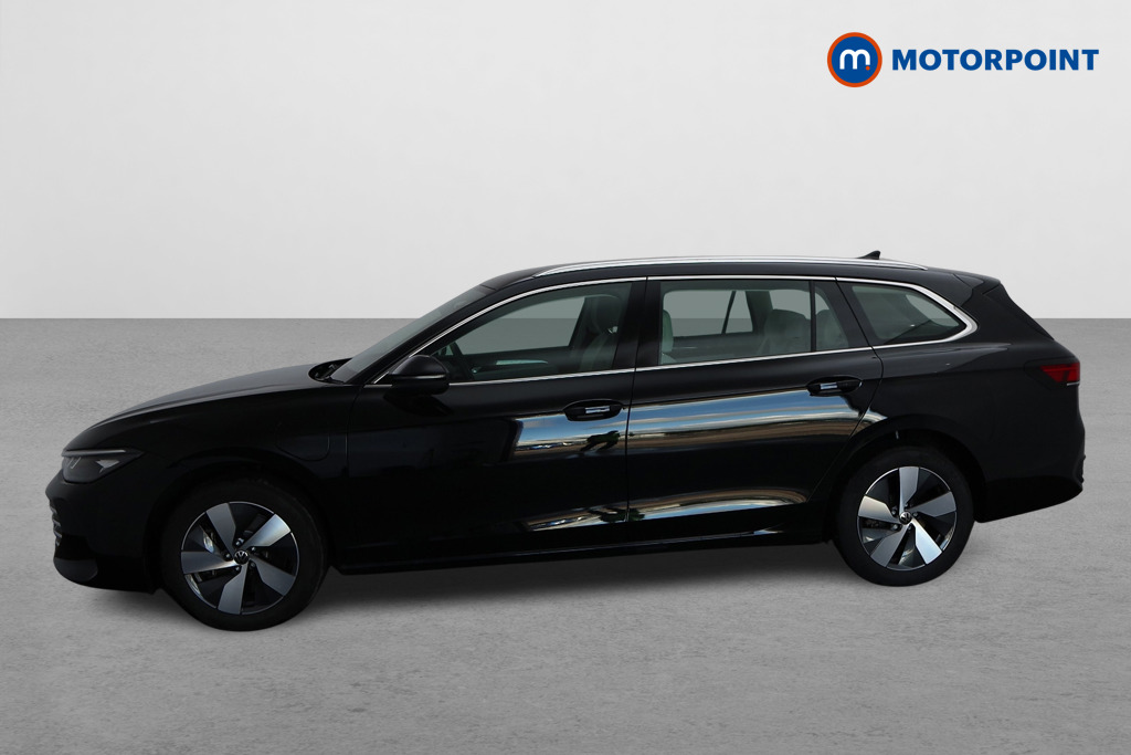 Volkswagen Passat Life Automatic Petrol Plug-In Hybrid Estate - Stock Number (1573309) - Passenger side