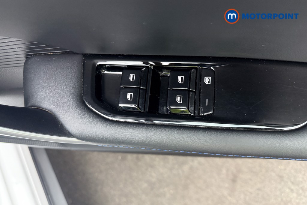 Mg Motor Uk MG4 Trophy Automatic Electric SUV - Stock Number (1573632) - 13th supplementary image