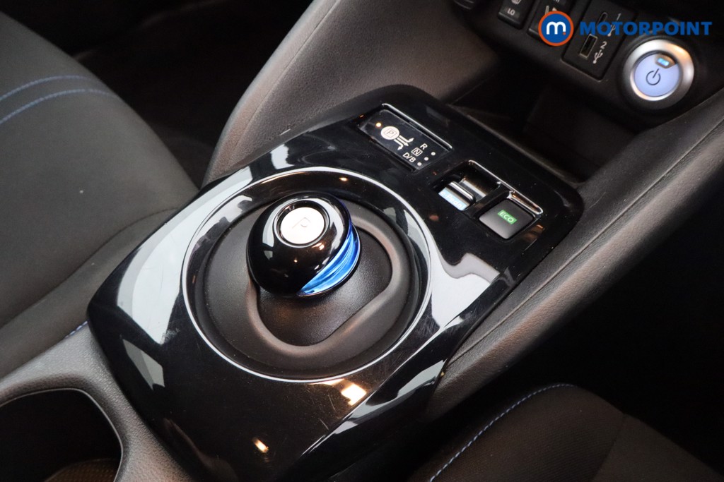 Nissan Leaf N-Connecta Automatic Electric Hatchback - Stock Number (1573674) - 10th supplementary image