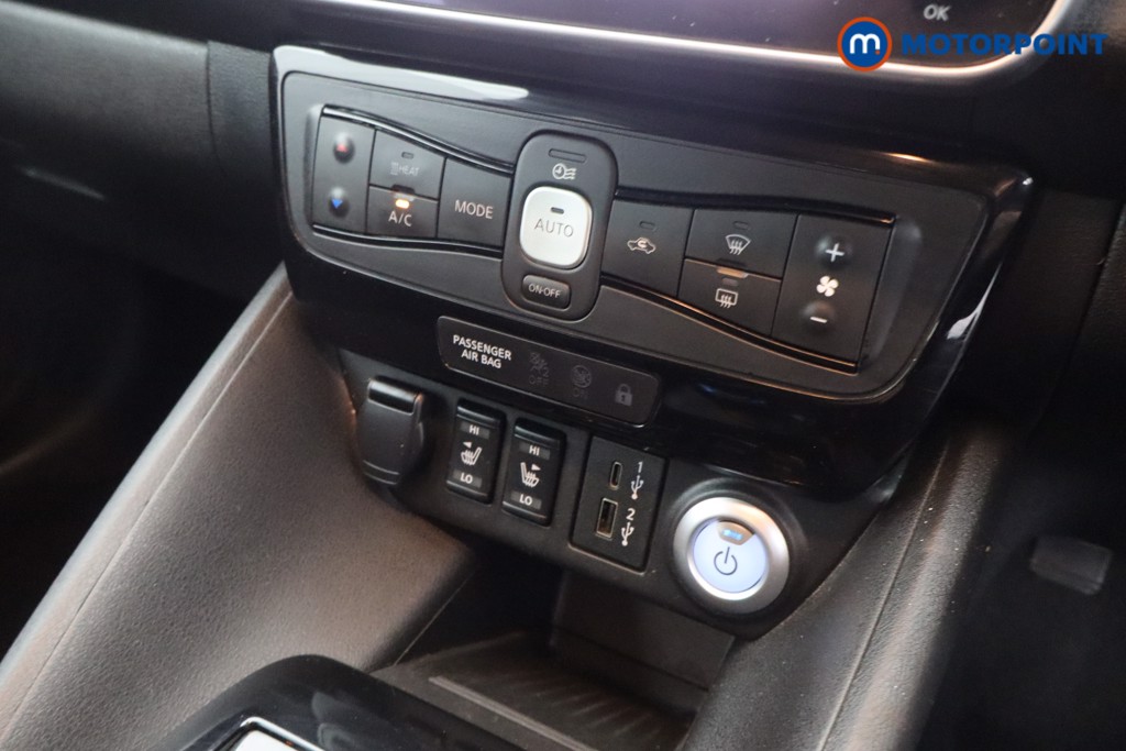 Nissan Leaf N-Connecta Automatic Electric Hatchback - Stock Number (1573674) - 11th supplementary image