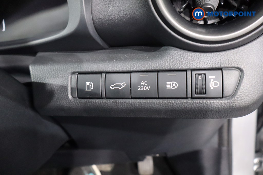 Toyota C-Hr Design Automatic Petrol Plug-In Hybrid SUV - Stock Number (1574095) - 22nd supplementary image
