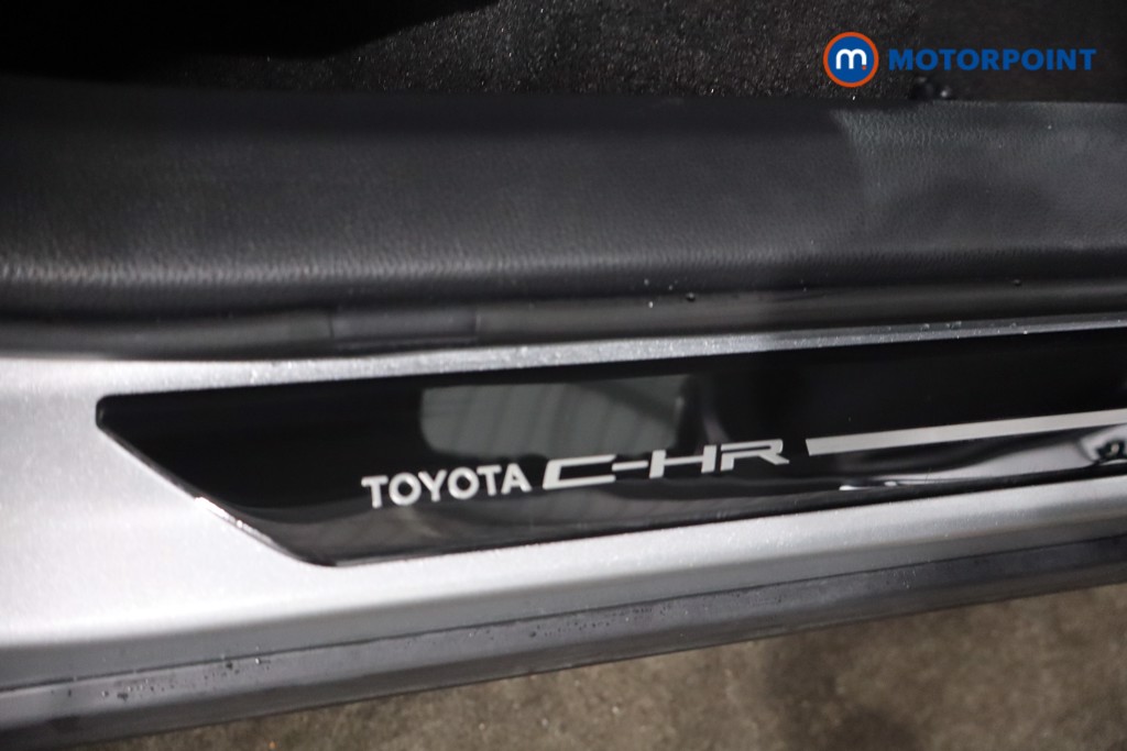 Toyota C-Hr Design Automatic Petrol Plug-In Hybrid SUV - Stock Number (1574095) - 23rd supplementary image