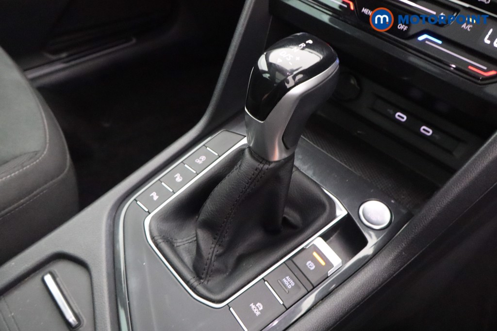 Volkswagen Tiguan Elegance Automatic Petrol SUV - Stock Number (1574101) - 10th supplementary image