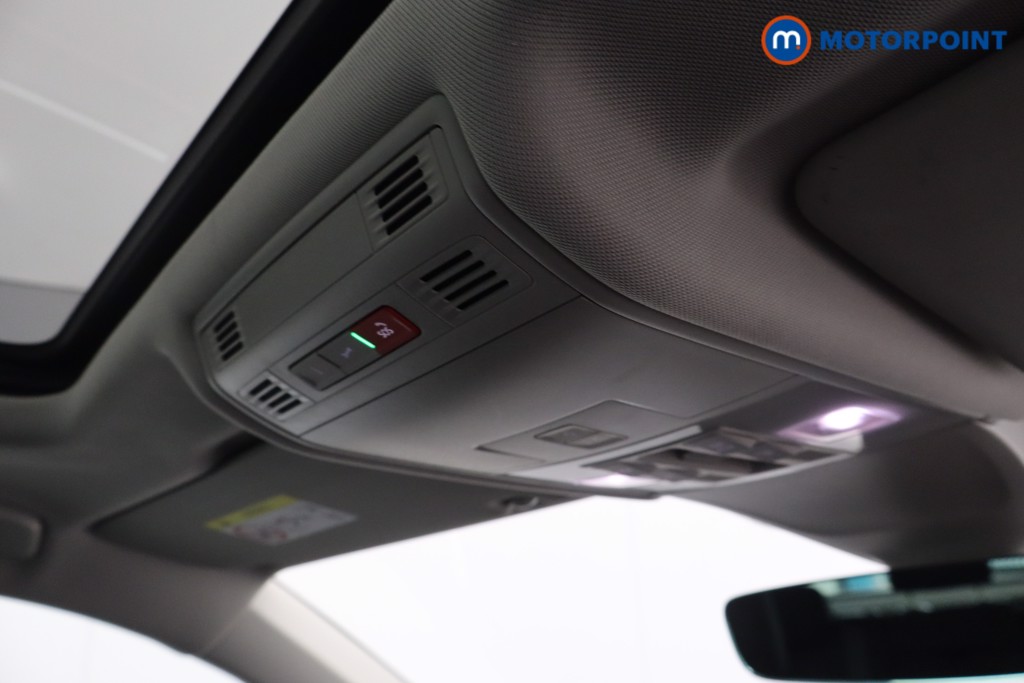 Volkswagen Tiguan Elegance Automatic Petrol SUV - Stock Number (1574101) - 13th supplementary image