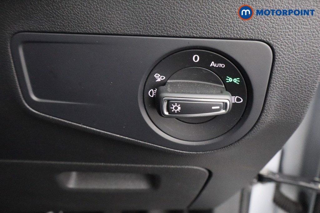 Volkswagen Tiguan Elegance Automatic Petrol SUV - Stock Number (1574101) - 14th supplementary image