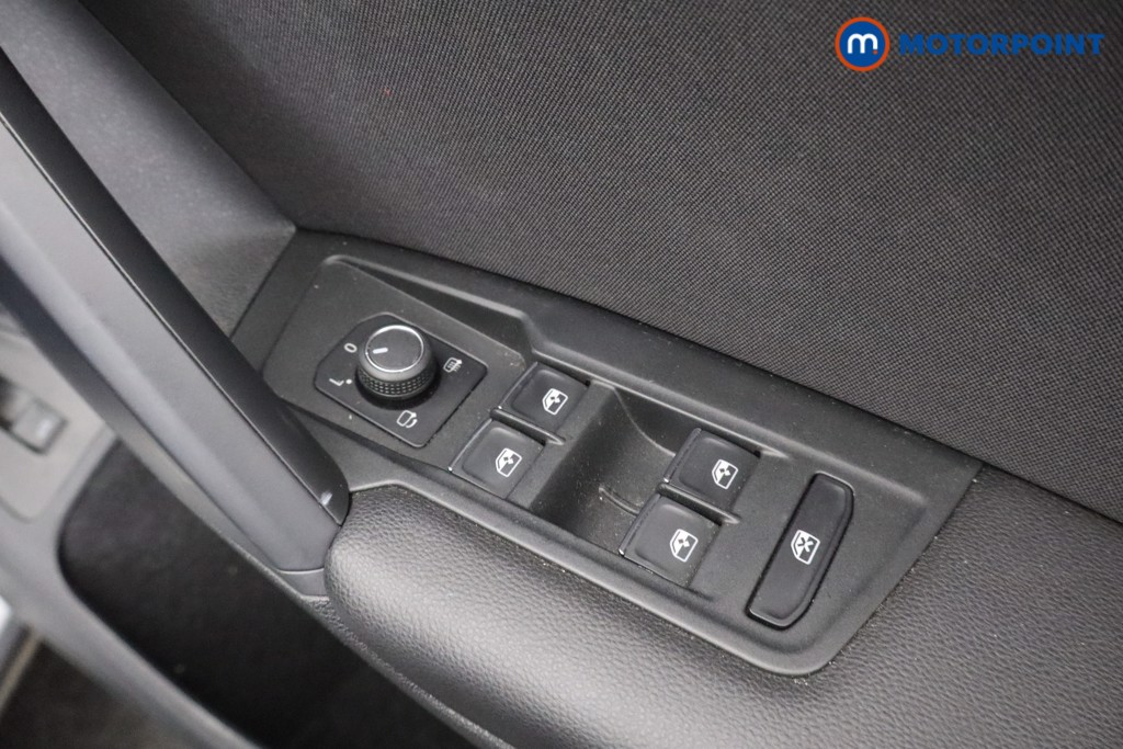 Volkswagen Tiguan Elegance Automatic Petrol SUV - Stock Number (1574101) - 18th supplementary image