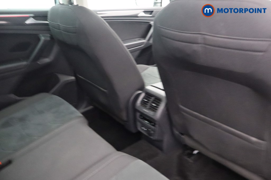 Volkswagen Tiguan Elegance Automatic Petrol SUV - Stock Number (1574101) - 21st supplementary image