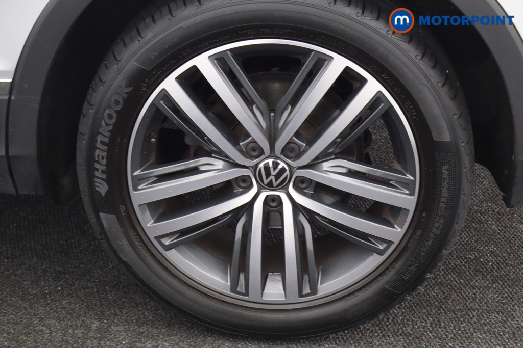 Volkswagen Tiguan Elegance Automatic Petrol SUV - Stock Number (1574101) - 26th supplementary image