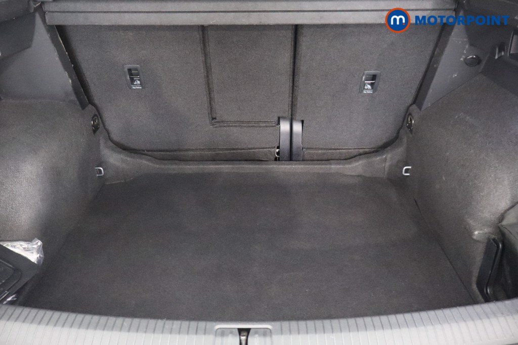 Volkswagen Tiguan Elegance Automatic Petrol SUV - Stock Number (1574101) - 37th supplementary image