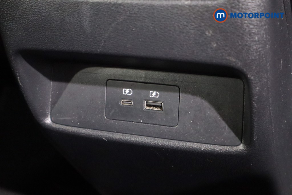Nissan Qashqai Tekna Manual Petrol SUV - Stock Number (1574253) - 13th supplementary image