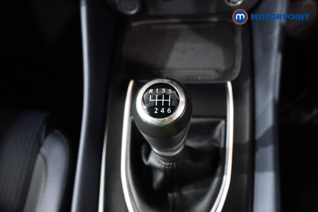 Nissan Qashqai Tekna Manual Petrol SUV - Stock Number (1574253) - 19th supplementary image