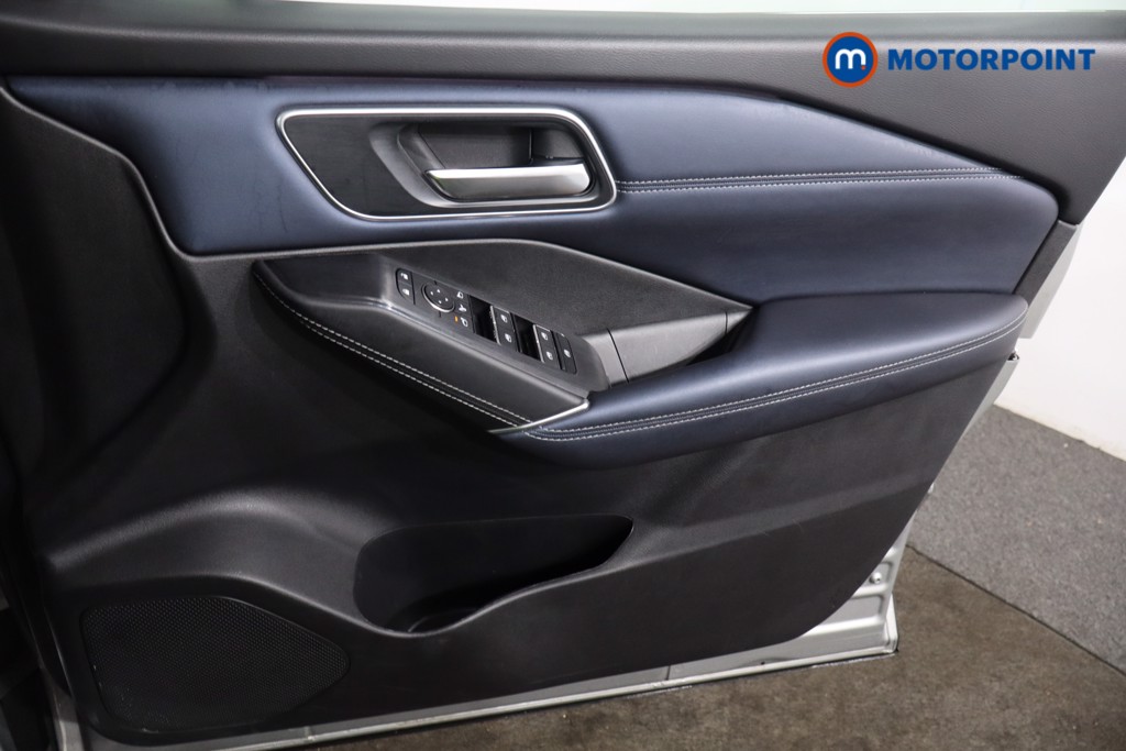Nissan Qashqai Tekna Manual Petrol SUV - Stock Number (1574253) - 24th supplementary image
