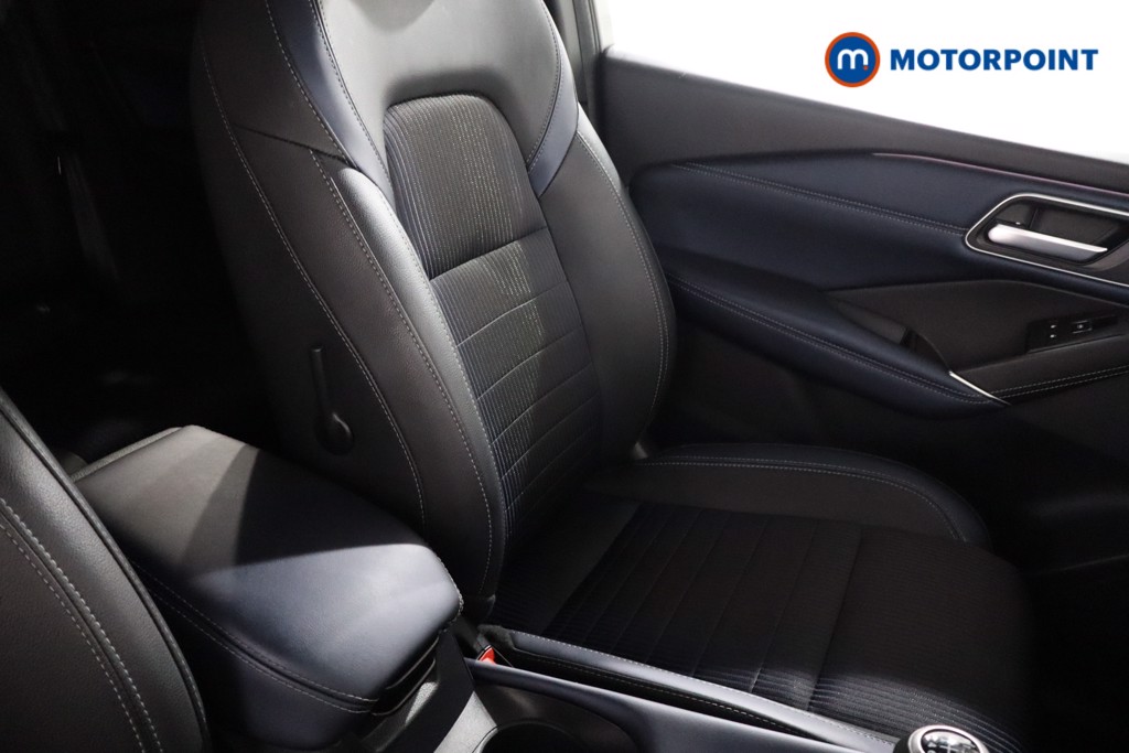 Nissan Qashqai Tekna Manual Petrol SUV - Stock Number (1574253) - 26th supplementary image