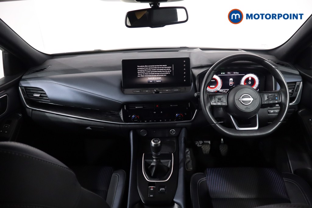 Nissan Qashqai Tekna Manual Petrol SUV - Stock Number (1574253) - 1st supplementary image