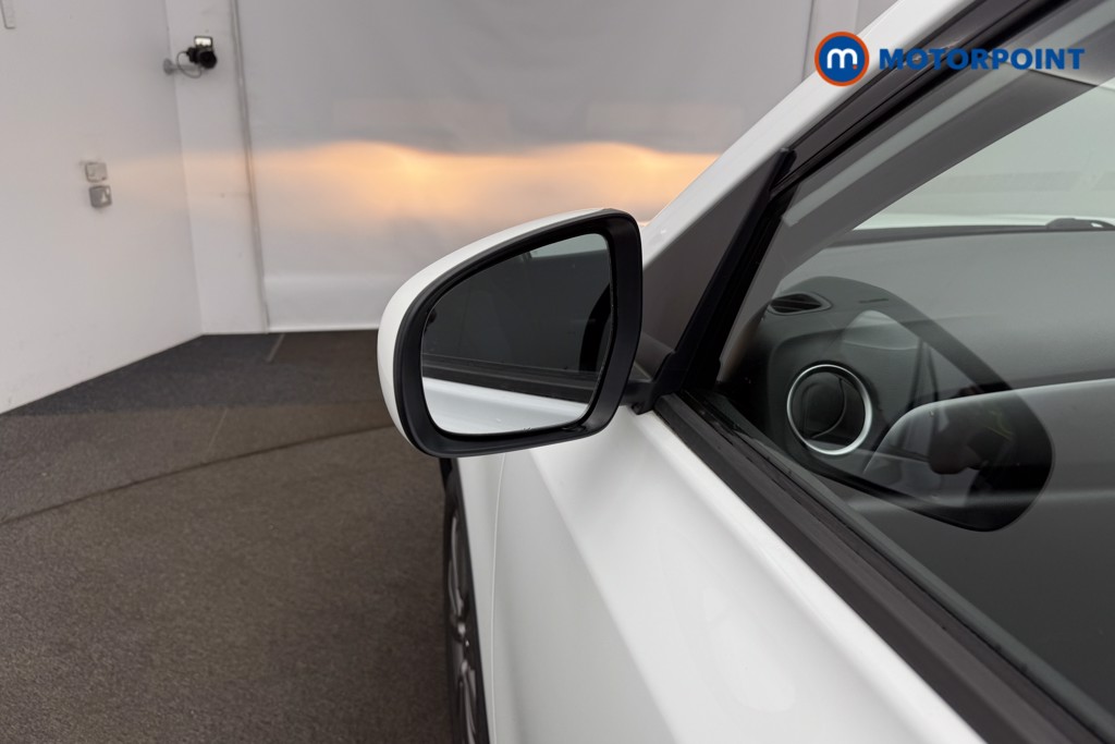 Suzuki Vitara Sz-T Manual Petrol SUV - Stock Number (1574271) - 29th supplementary image