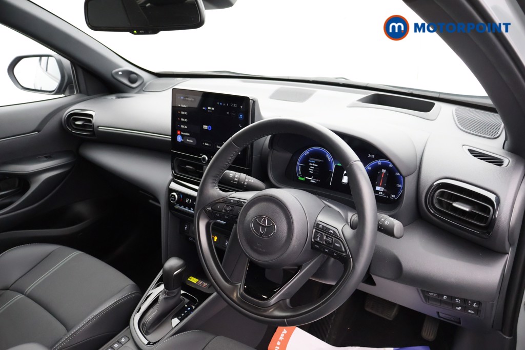 Toyota Yaris Cross Premiere Edition Automatic Petrol-Electric Hybrid Estate - Stock Number (1574272) - 8th supplementary image
