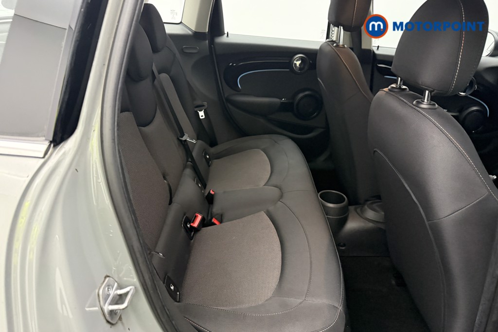 Mini Hatchback Cooper Classic Manual Petrol Hatchback - Stock Number (1574310) - 10th supplementary image