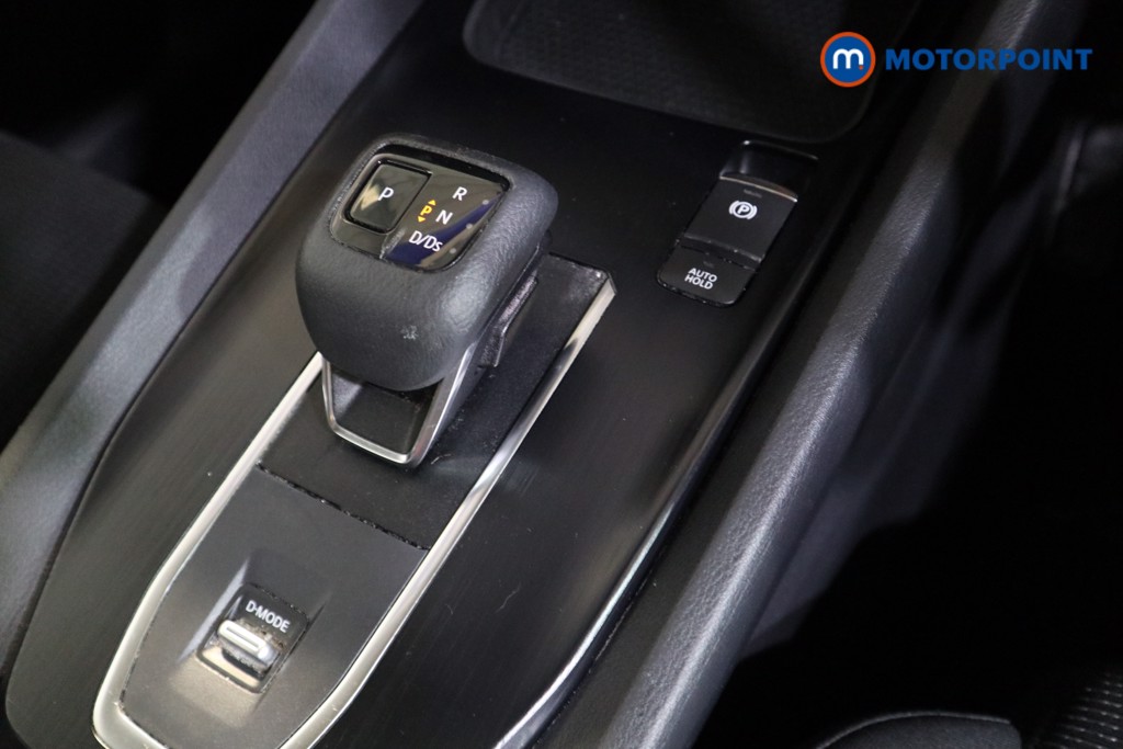 Nissan Qashqai Acenta Premium Automatic Petrol SUV - Stock Number (1574328) - 8th supplementary image