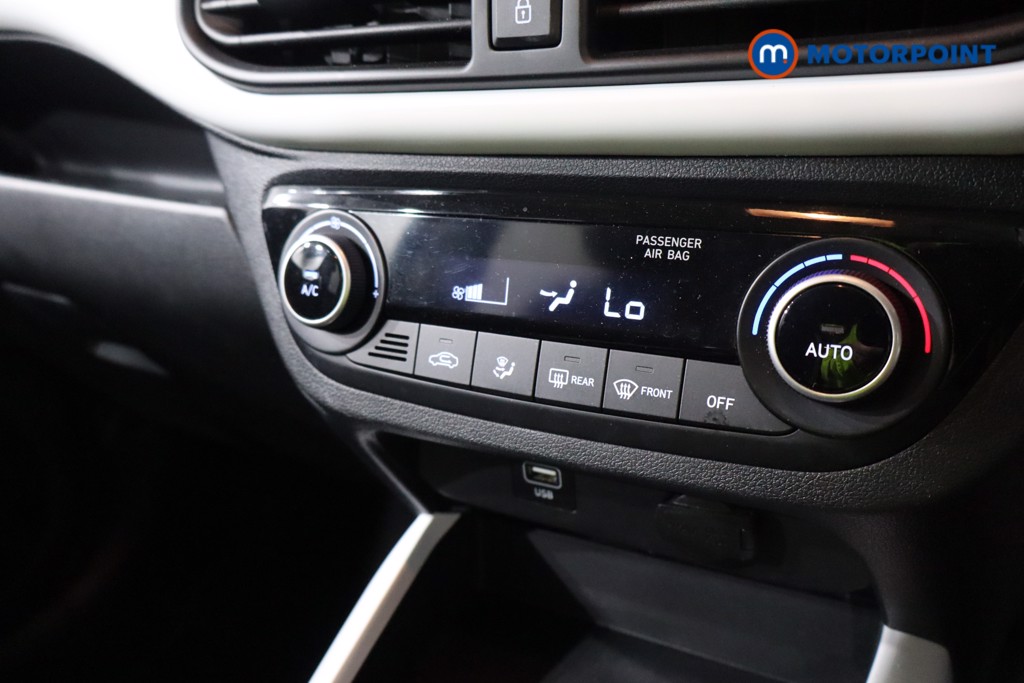 Hyundai I10 Premium Automatic Petrol Hatchback - Stock Number (1574409) - 16th supplementary image