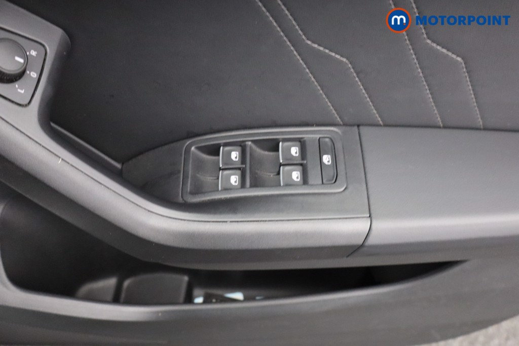 Seat Ateca Xperience Automatic Petrol SUV - Stock Number (1574646) - 17th supplementary image