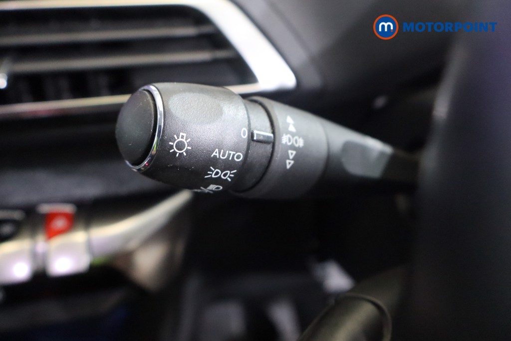 Peugeot 3008 Allure Manual Petrol SUV - Stock Number (1574668) - 14th supplementary image