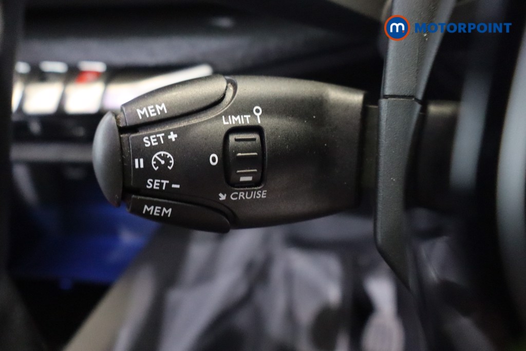 Peugeot 3008 Allure Manual Petrol SUV - Stock Number (1574668) - 15th supplementary image