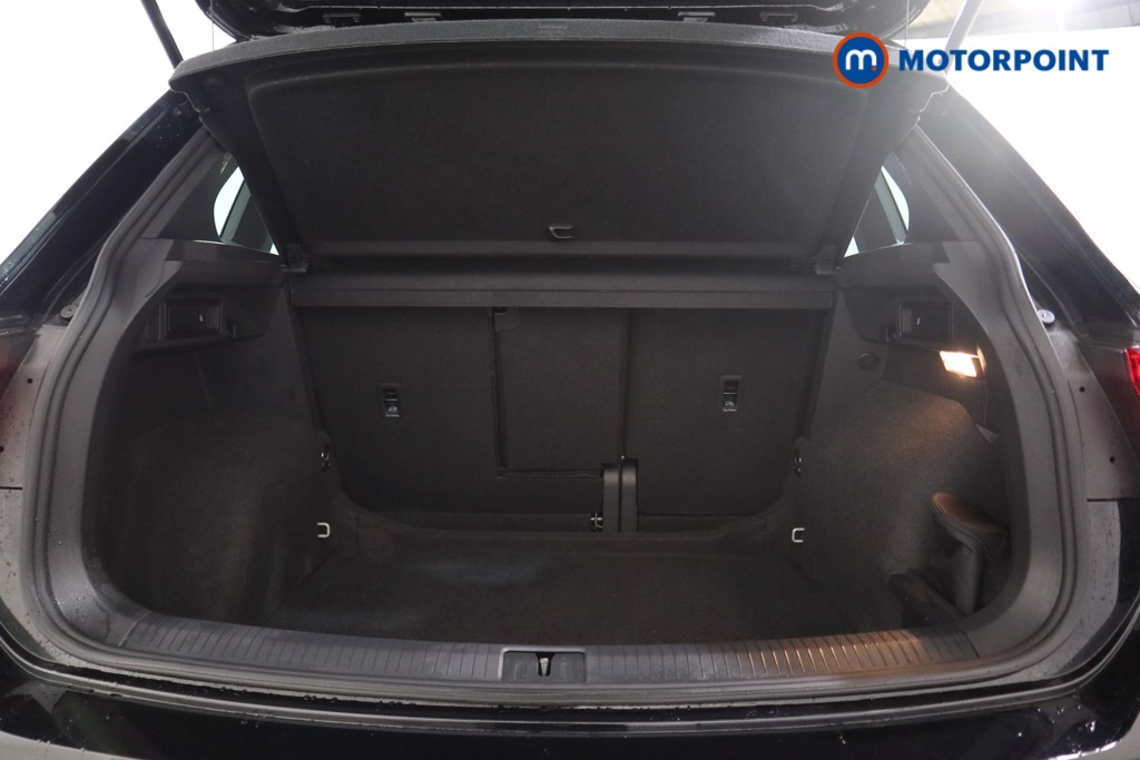 Volkswagen Tiguan R-Line Automatic Petrol SUV - Stock Number (1574750) - 14th supplementary image