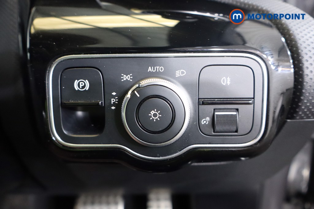 Mercedes-Benz A Class Amg Line Automatic Petrol Hatchback - Stock Number (1574778) - 19th supplementary image
