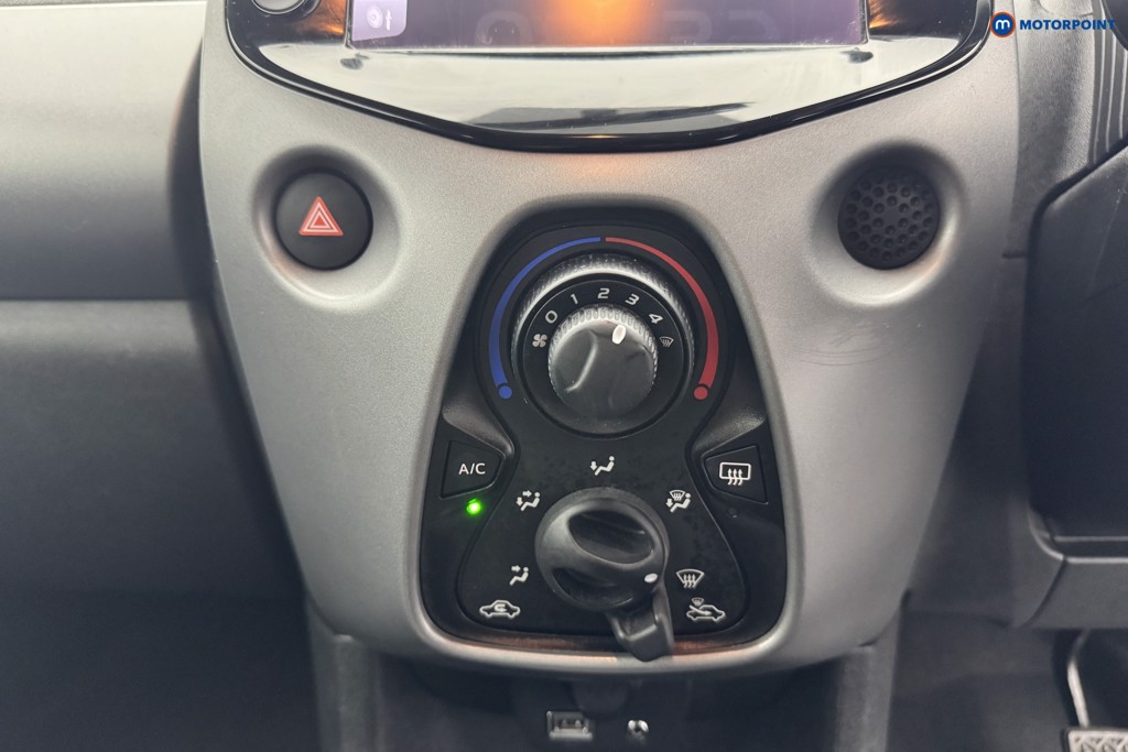 Toyota Aygo X-Play Automatic Petrol Hatchback - Stock Number (1575198) - 13th supplementary image