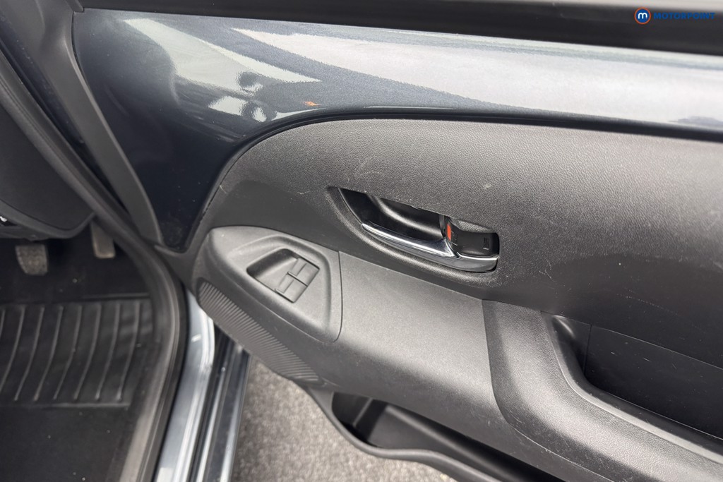 Toyota Aygo X-Play Automatic Petrol Hatchback - Stock Number (1575198) - 16th supplementary image