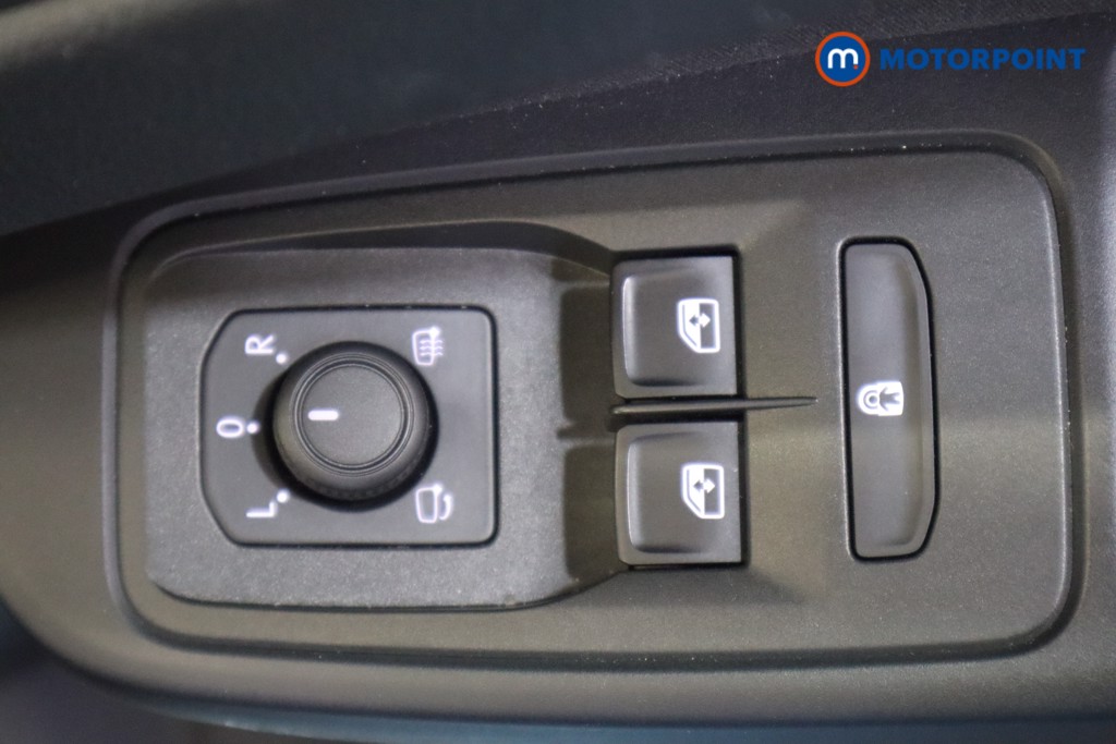 Ford Tourneo Connect Titanium Automatic Diesel People Carrier - Stock Number (1575262) - 16th supplementary image