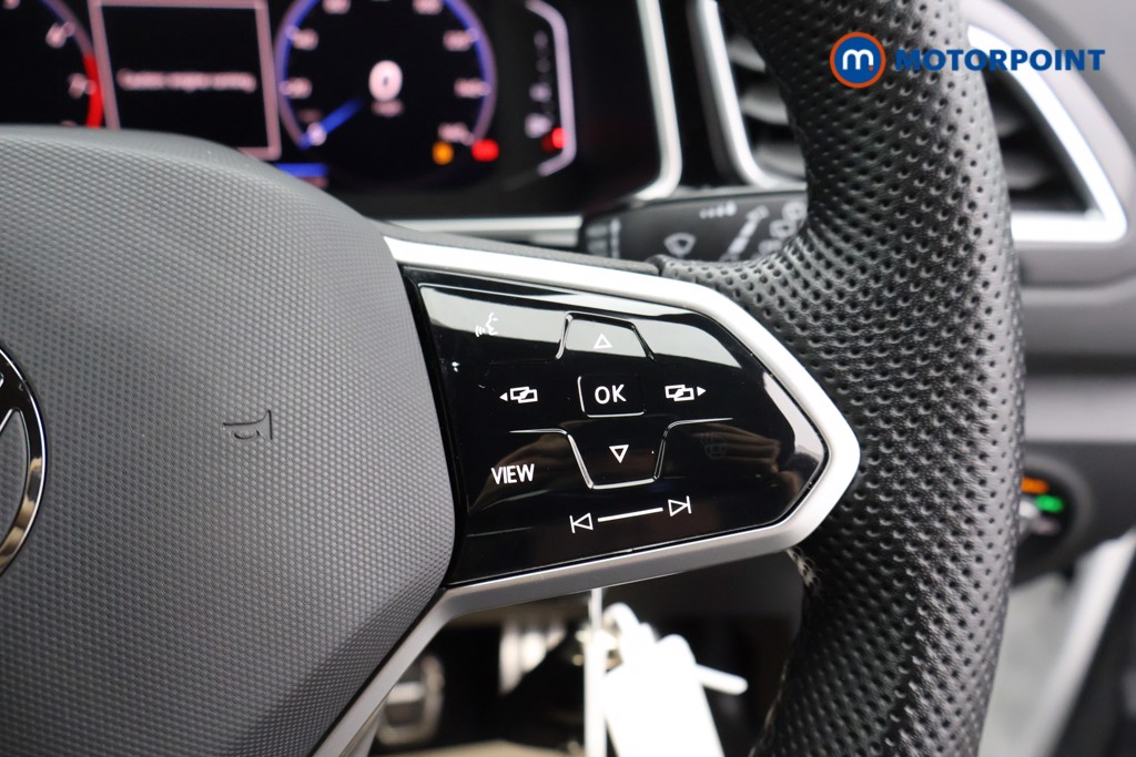 Volkswagen T-Roc R-Line Manual Petrol SUV - Stock Number (1575440) - 3rd supplementary image