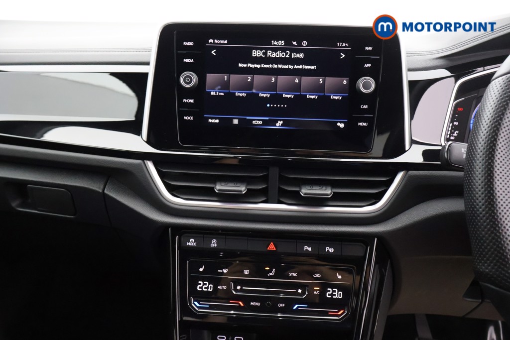 Volkswagen T-Roc R-Line Manual Petrol SUV - Stock Number (1575440) - 5th supplementary image