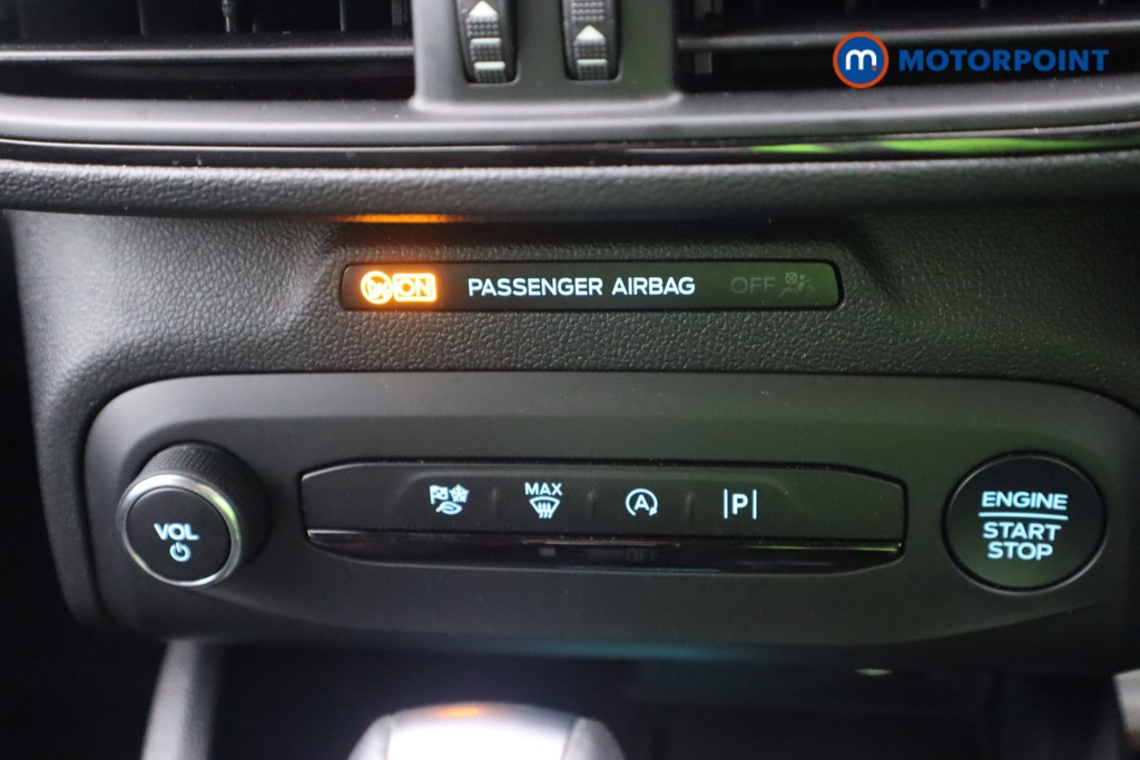 Ford Focus St-Line Automatic Petrol-Electric Hybrid Hatchback - Stock Number (1575797) - 3rd supplementary image